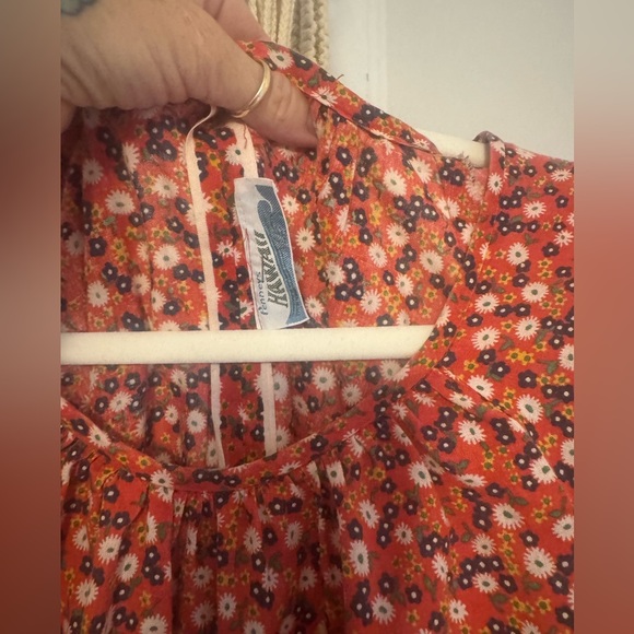 Vintage aloha Mu’u Mu’u size not noted but would fit sizes 0-10 - Picture 6 of 8